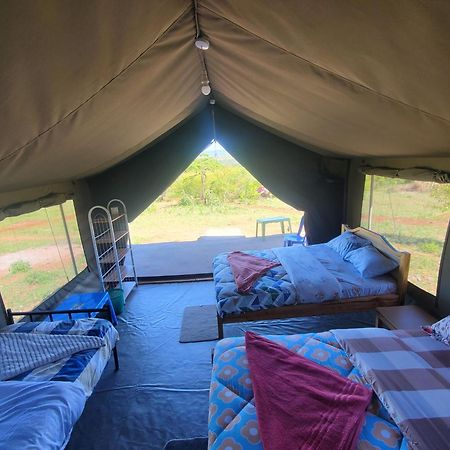 Nyangulo Maasai Mara Safari Camp Panzió Sekenani Kültér fotó